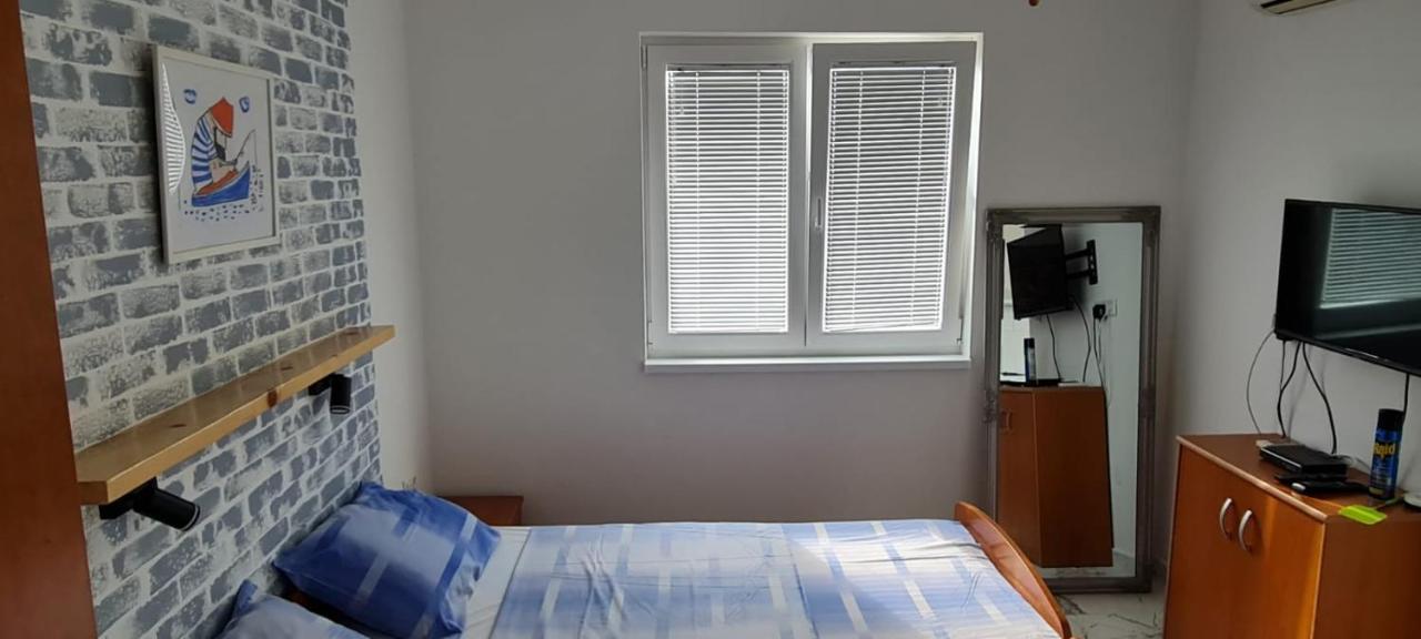 Apartmani Centar Seline Paklenica Luaran gambar